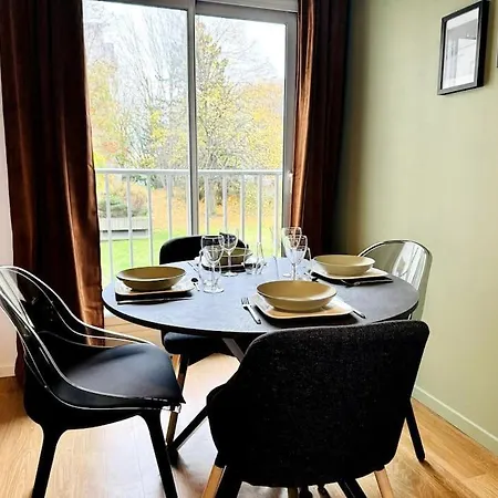 Bel Renove Dans Une Calme Appartement Caen